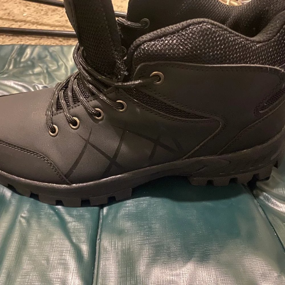 Boots - Picture 2 of 5
